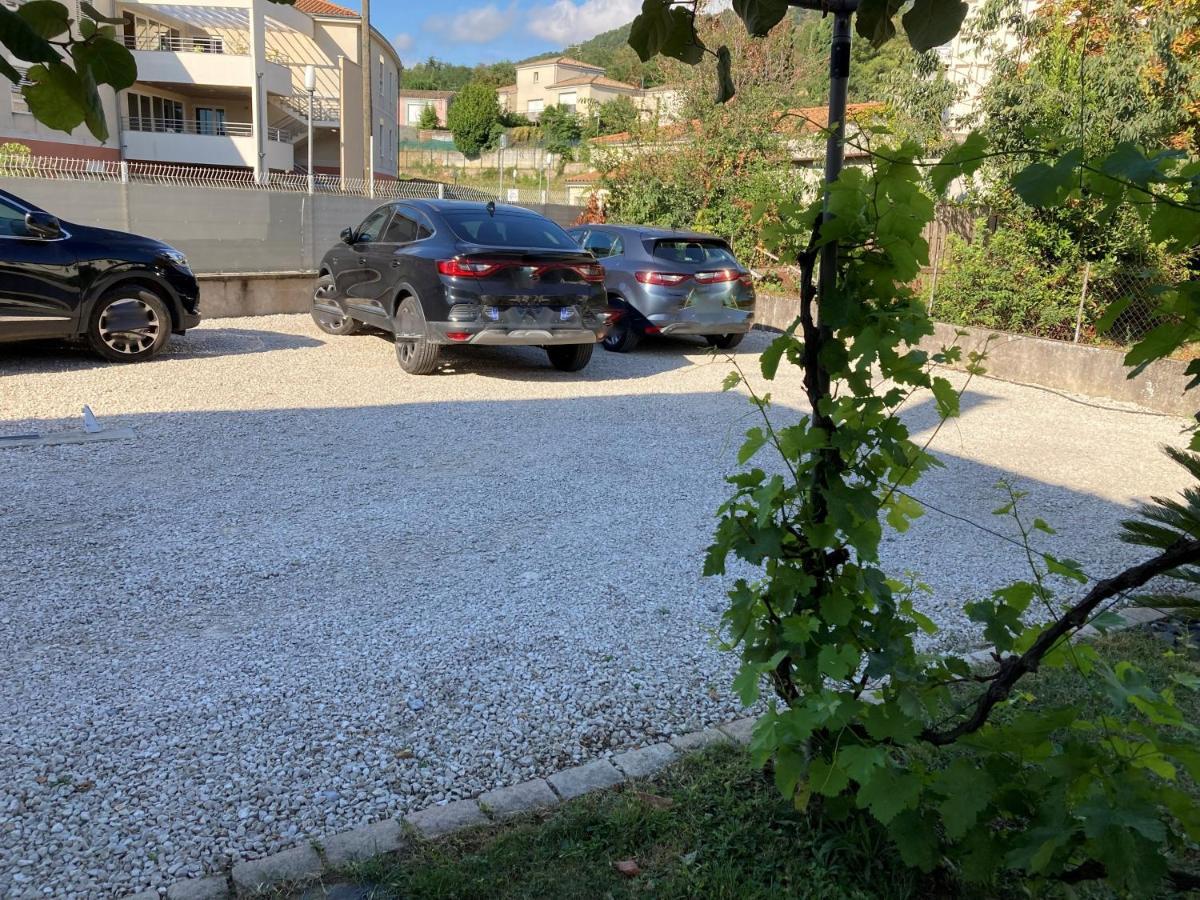 Chez Val Et Phil La Voulte-sur-Rhone Exterior foto