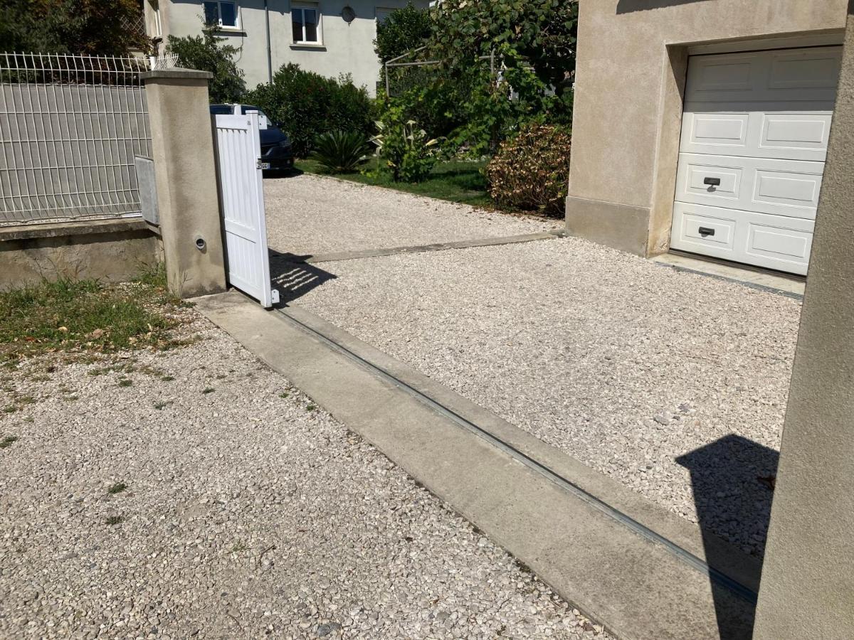 Chez Val Et Phil La Voulte-sur-Rhone Exterior foto