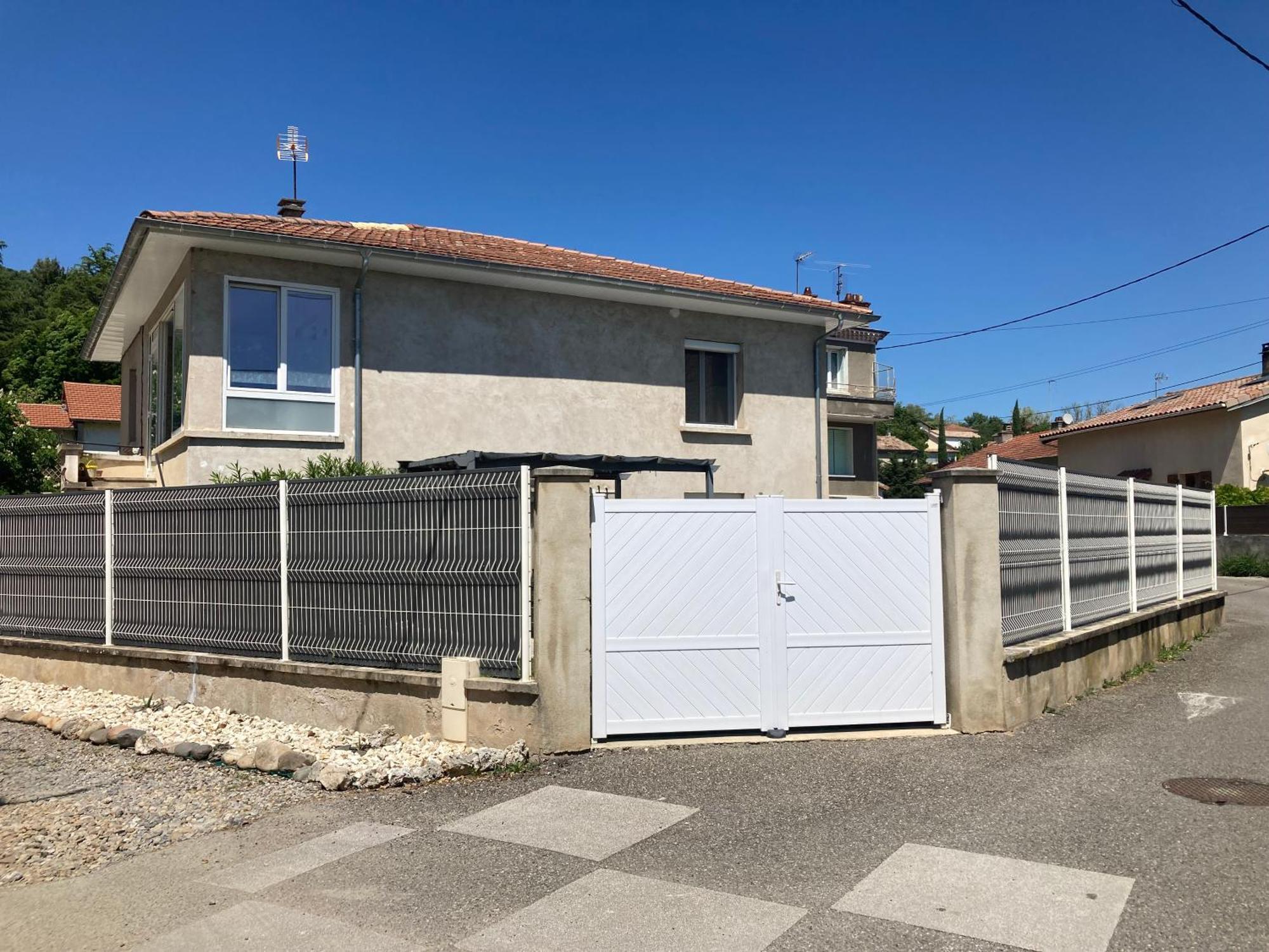 Chez Val Et Phil La Voulte-sur-Rhone Exterior foto